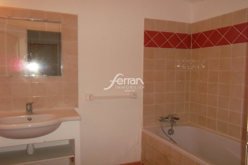Photo n°7 - Location appartement Aups 83630 - 780 €