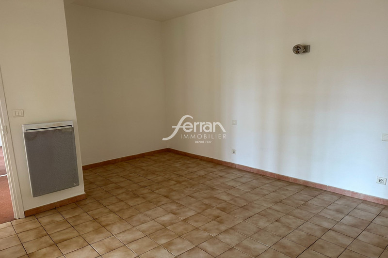 Photo n°6 - Location appartement Salernes 83690 - 700 €