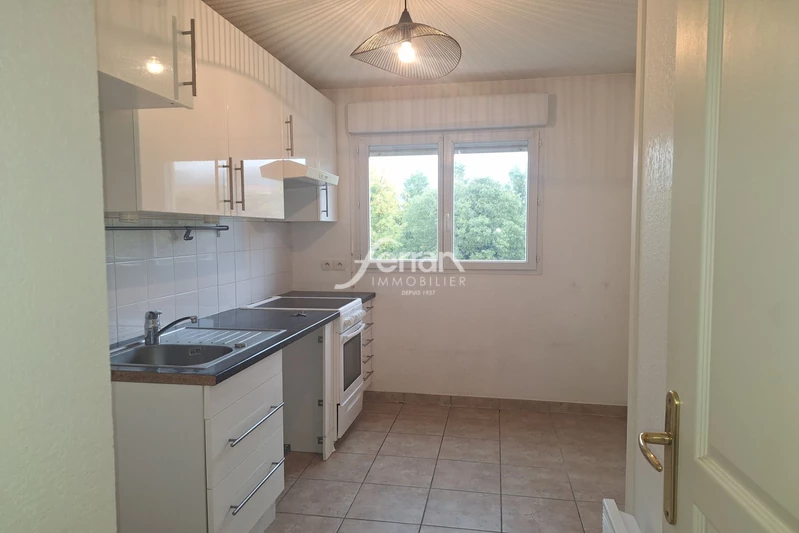 Photo n°7 - Location appartement Les Arcs 83460 - 665 €