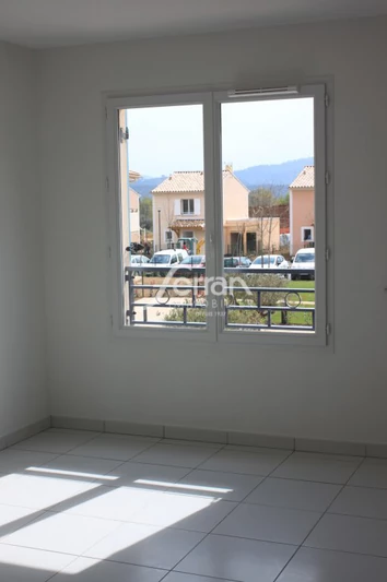 Location appartement Le Muy  