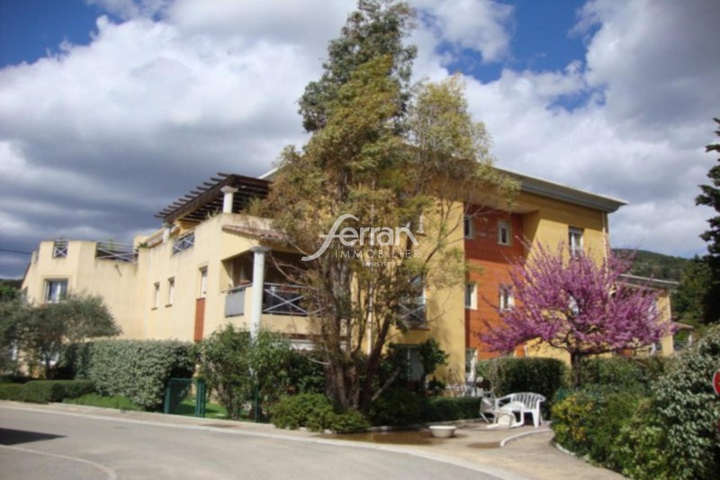 Photo n°1 - Location appartement Draguignan 83300 - 805 €