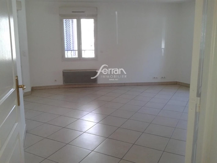 Photo n°2 - Location appartement Draguignan 83300 - 750 €