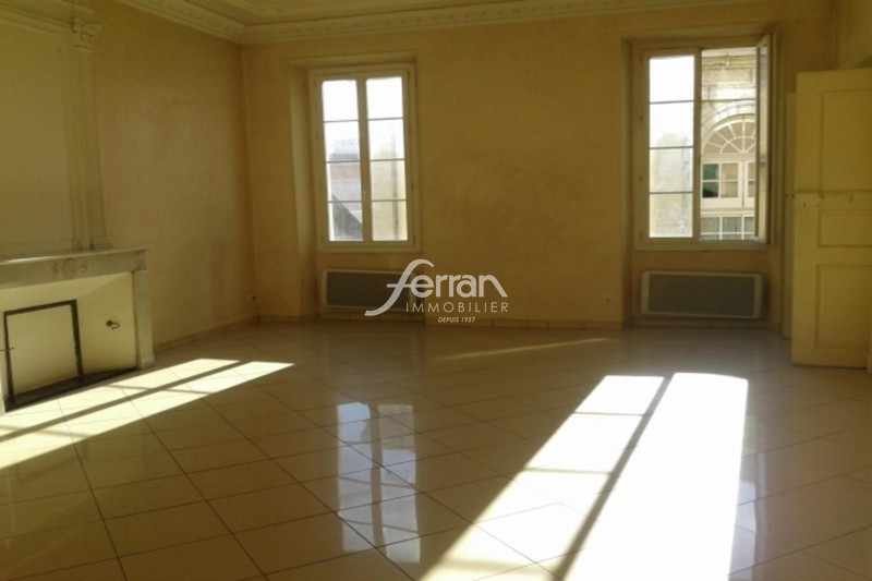 Photo n°2 - Location appartement Draguignan 83300 - 805 €