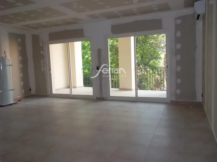 Location duplex Salernes  