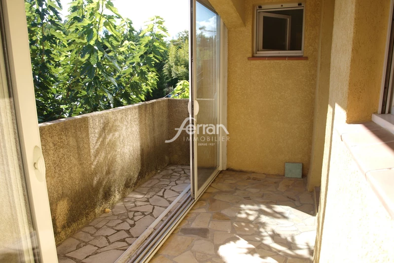 Photo n°1 - Location appartement Lorgues 83510 - 780 €