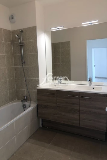 Location appartement Le Muy  