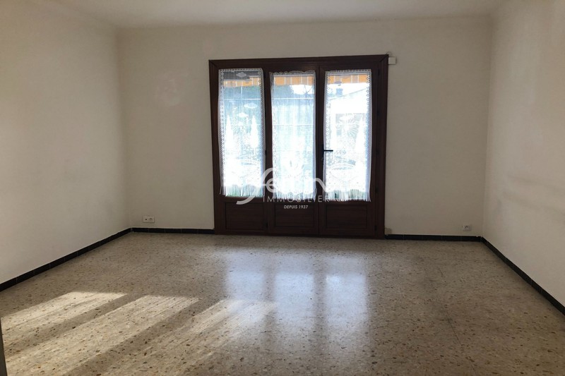 Photo n°1 - Location appartement Le Muy 83490 - 780 €