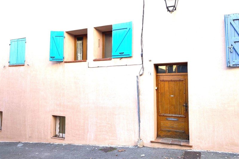 Photo n°1 - Location appartement Régusse 83630 - 600 €