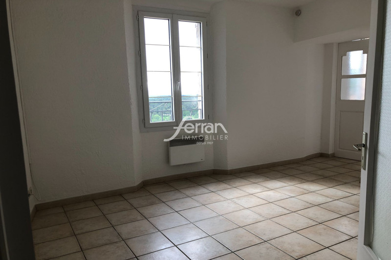 Location appartement Callas  