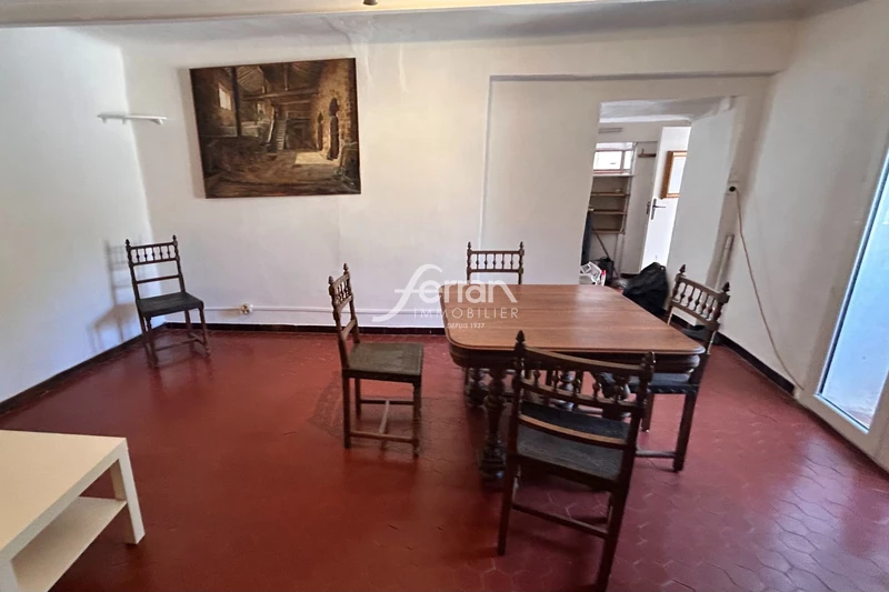 Location appartement Entrecasteaux  