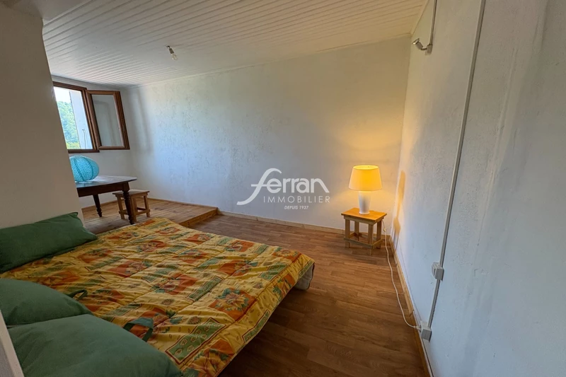 Location appartement Entrecasteaux  