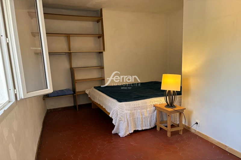 Location appartement Entrecasteaux  
