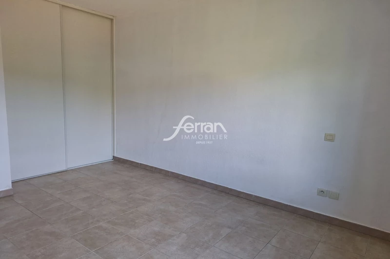 Location saisonnière appartement Taradeau  