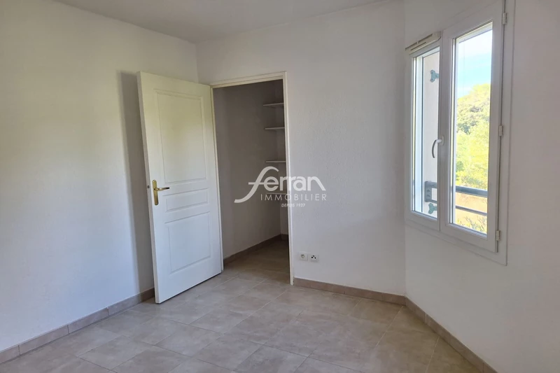 Location saisonnière appartement Taradeau  