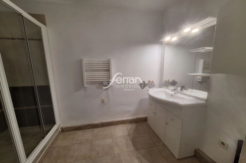 Location saisonnière appartement Taradeau  