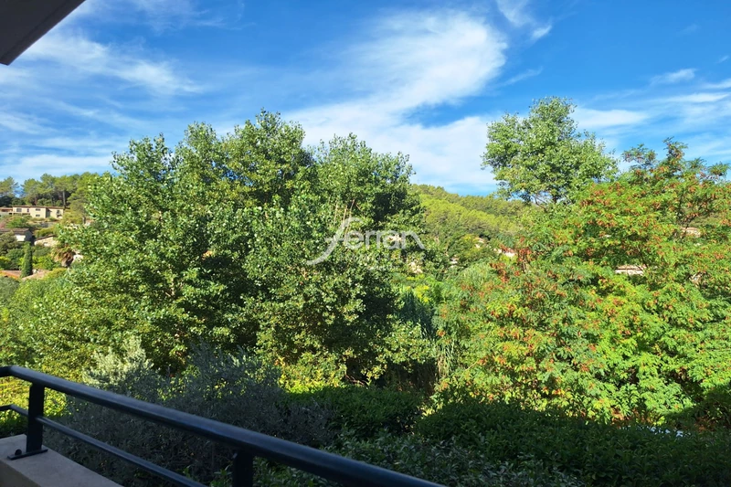 Location saisonnière appartement Taradeau  