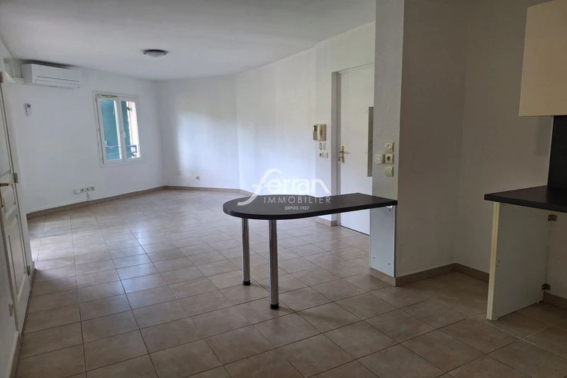 Location saisonnière appartement Taradeau  
