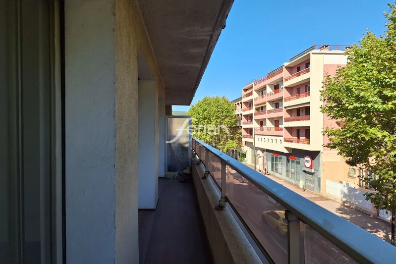Location appartement Draguignan  
