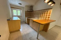 Photos  Appartement à louer Salernes 83690