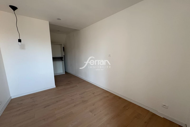 Location appartement Entrecasteaux Location appartement Entrecasteaux