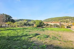 Photos  Terrain à bâtir à vendre La Motte 83920