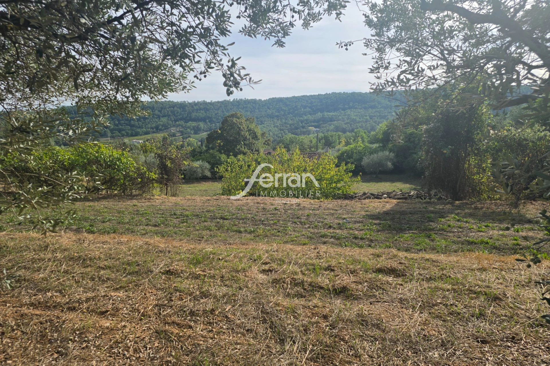 Terrain 1150 m² · à Salernes · 128 000 €