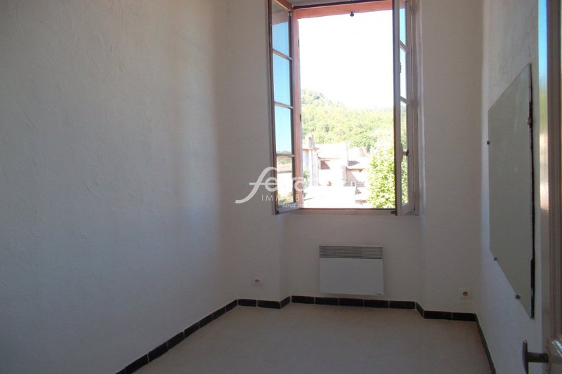 Photo n°4 - Vente appartement Salernes 83690 - 93 000 €