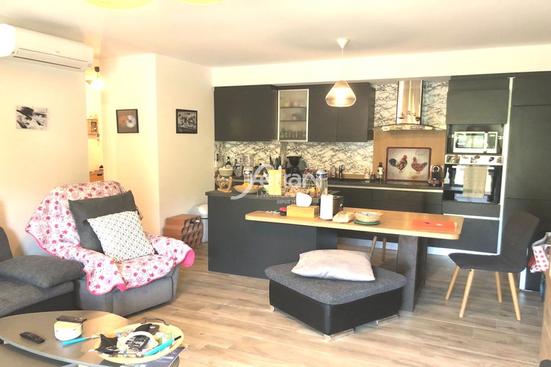 Photo n°2 - Vente appartement Callas 83830 - 220 000 €