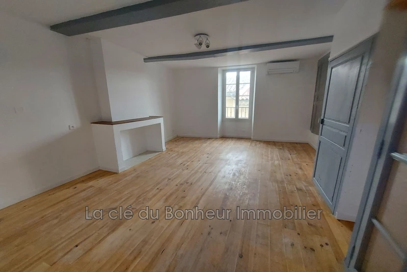Location appartement Montagnac-Montpezat  