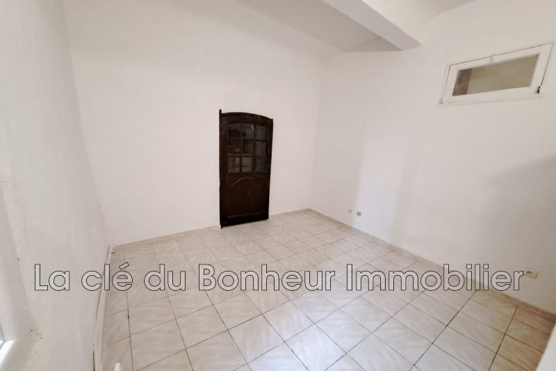 Location appartement Riez  