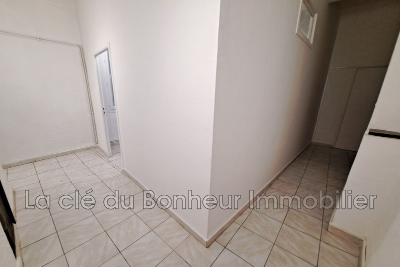 Location appartement Riez  