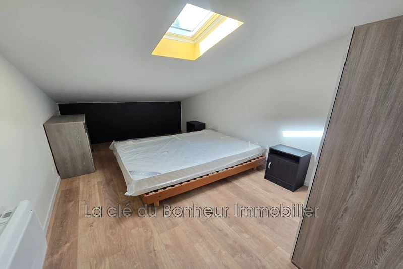 Location appartement Roumoules  