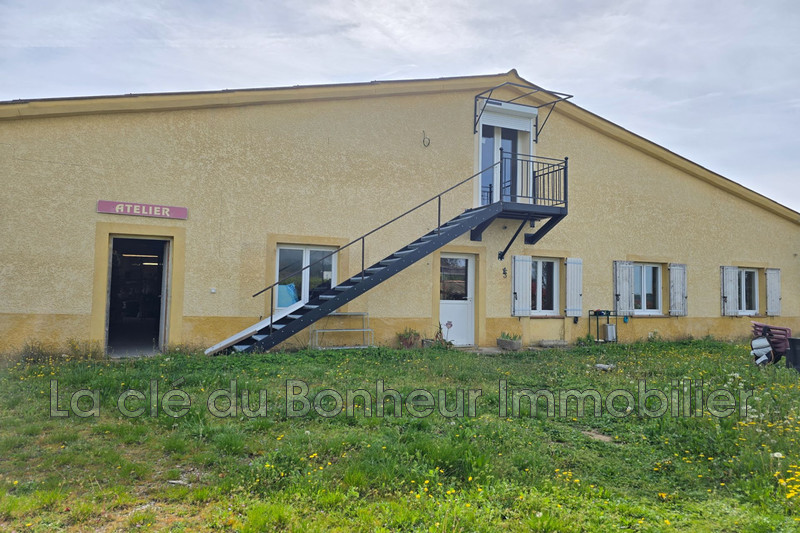 Location appartement Riez  