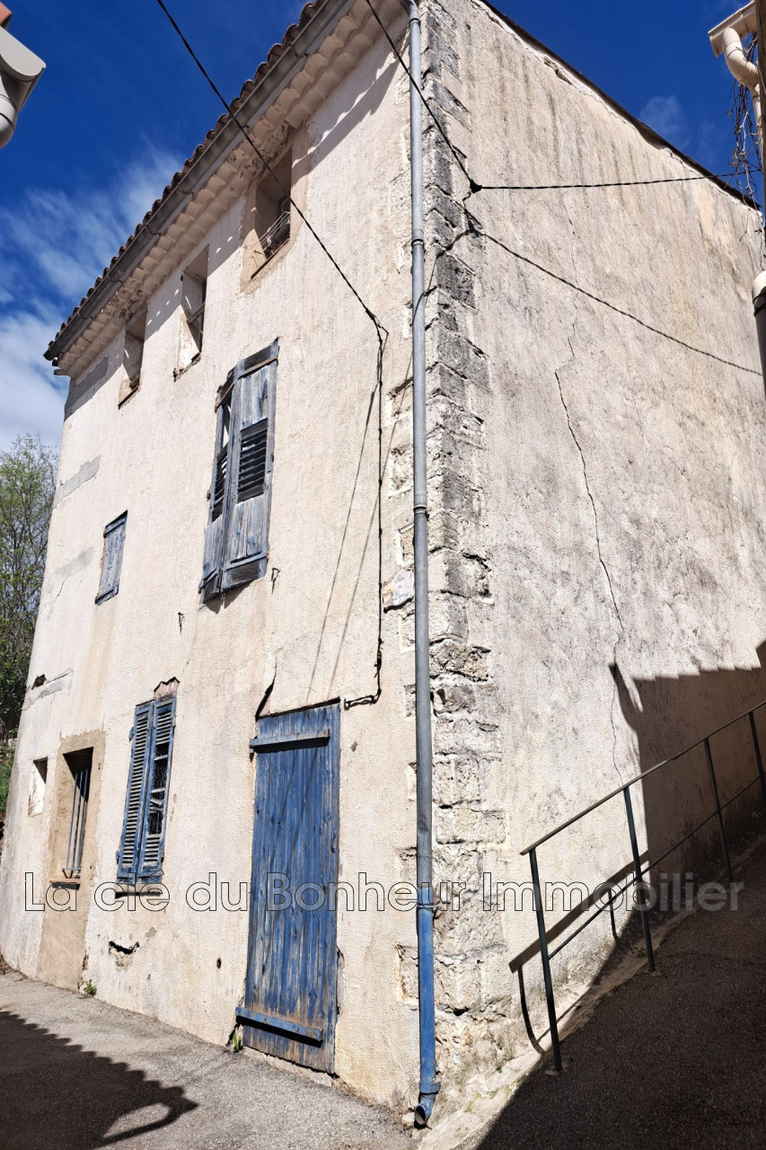 Vente Maison 90m² à Montagnac-Montpezat (04500) - La Clé Du Bonheur Immobilier