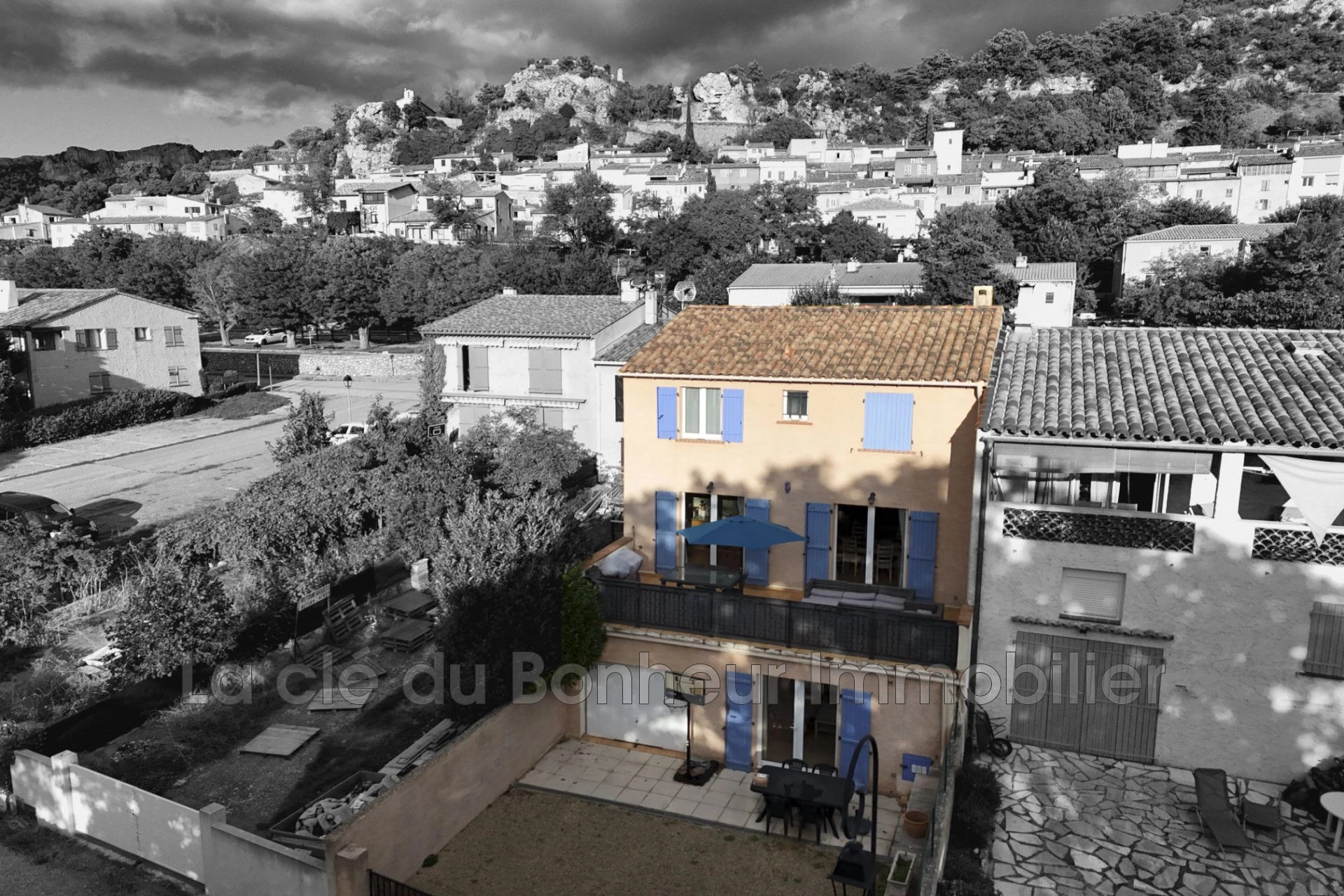 Maison 5 pièces 157 m² · à Aiguines · 157 m² · 255 000 €