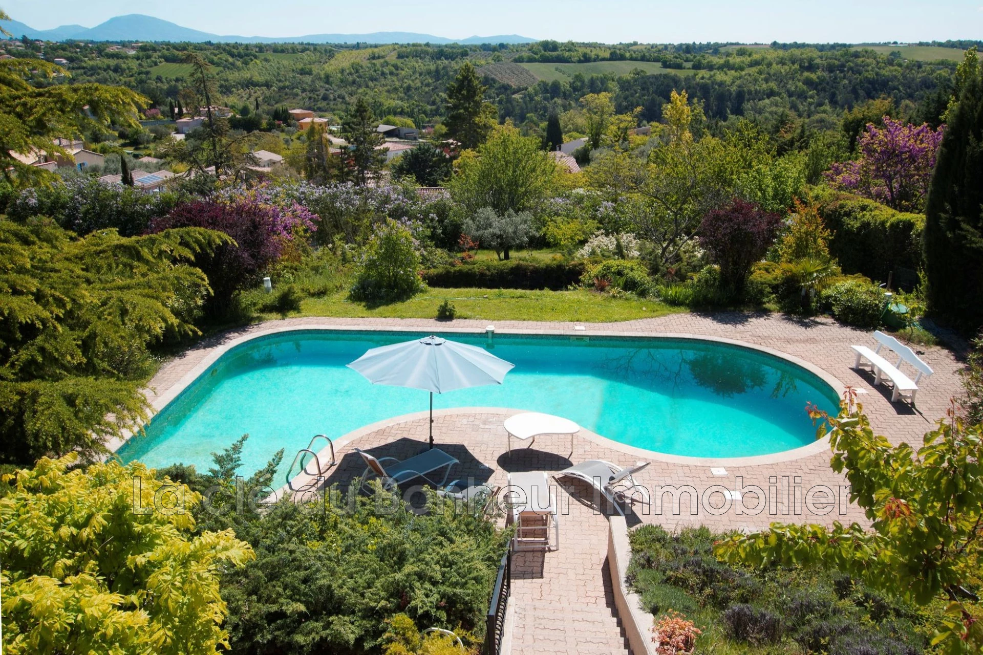 Maison 4 pièces 196 m² · à Valensole · 196 m² · 480 000 €