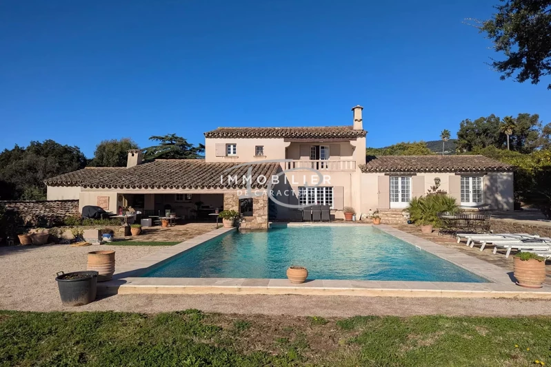 Vente maison de caractère Grimaud  