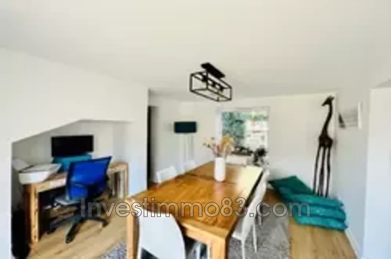 Location maison de village Trets  