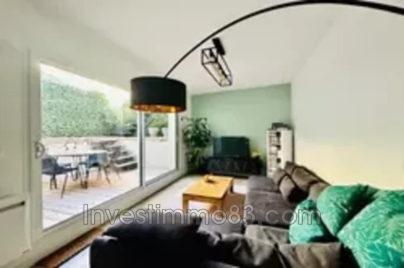 Location maison de village Trets  