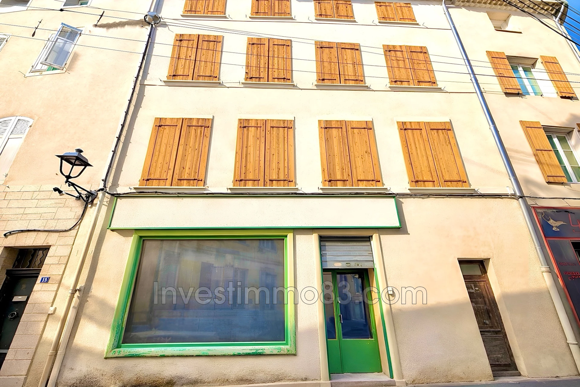 Local commercial 1 pièce 53 m² · à Pertuis · 53 m² · 160 000 €