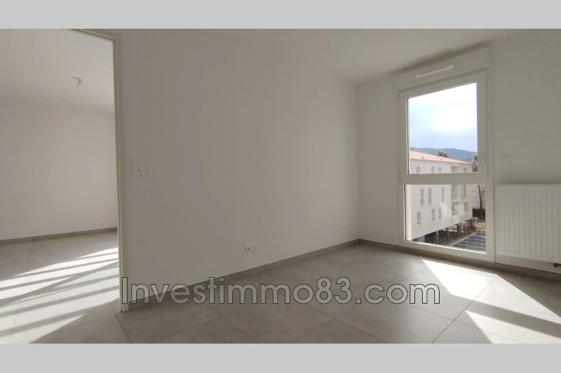 Vente appartement Hyères  