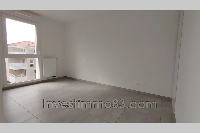 Vente appartement Hyères  