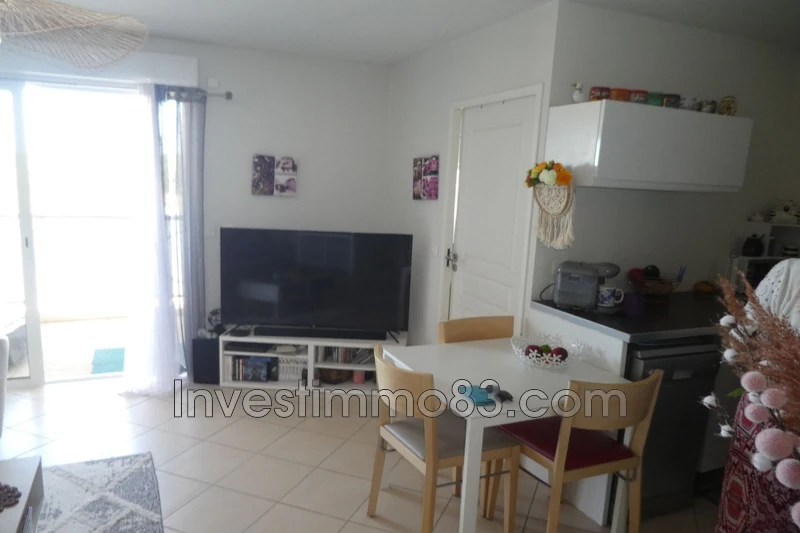 Photo n°3 - Vente appartement Seillons-Source-d'Argens 83470 - 215 000 €