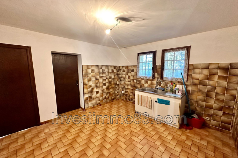 Photo n°8 - Vente maison Sainte-Anastasie-sur-Issole 83136 - 307 000 €