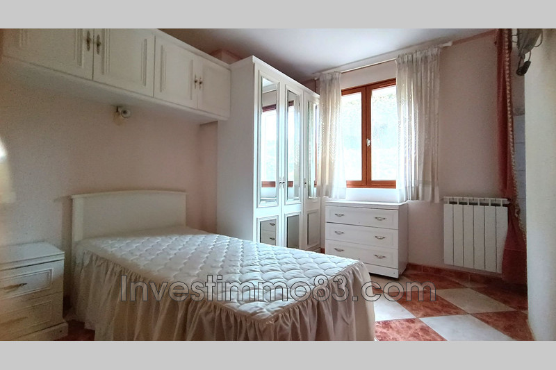 Photo n°14 - Vente maison Sainte-Anastasie-sur-Issole 83136 - 416 000 €