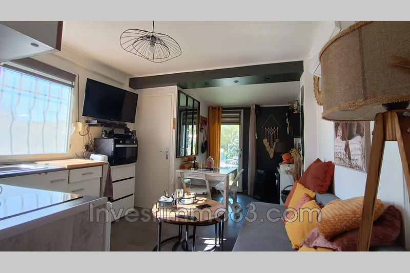 Photo n°11 - Vente maison Sainte-Anastasie-sur-Issole 83136 - 374 400 €