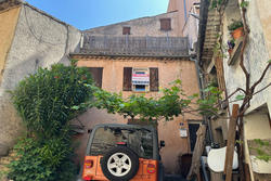 Photos  Maison de village à vendre Ampus 83111