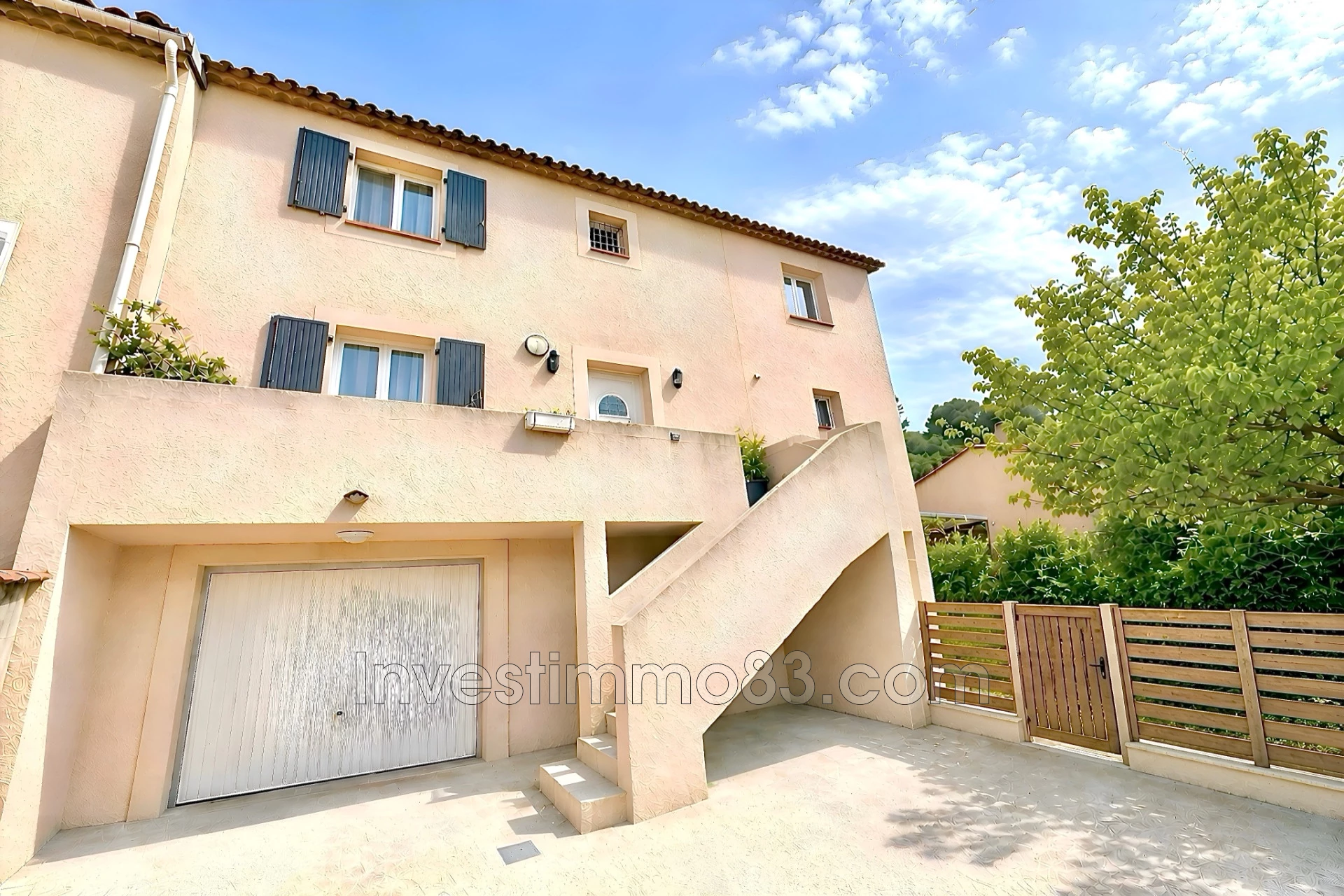 Maison 9 pièces 152 m² · à Mimet · 152 m² · 649 000 €
