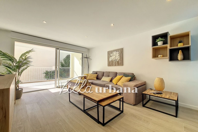 appartement  3 rooms  Juan-les-Pins Downtown  57 m² -   