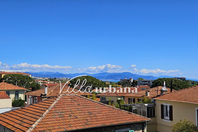 appartement  3 rooms  Antibes Downtown  56 m² -   